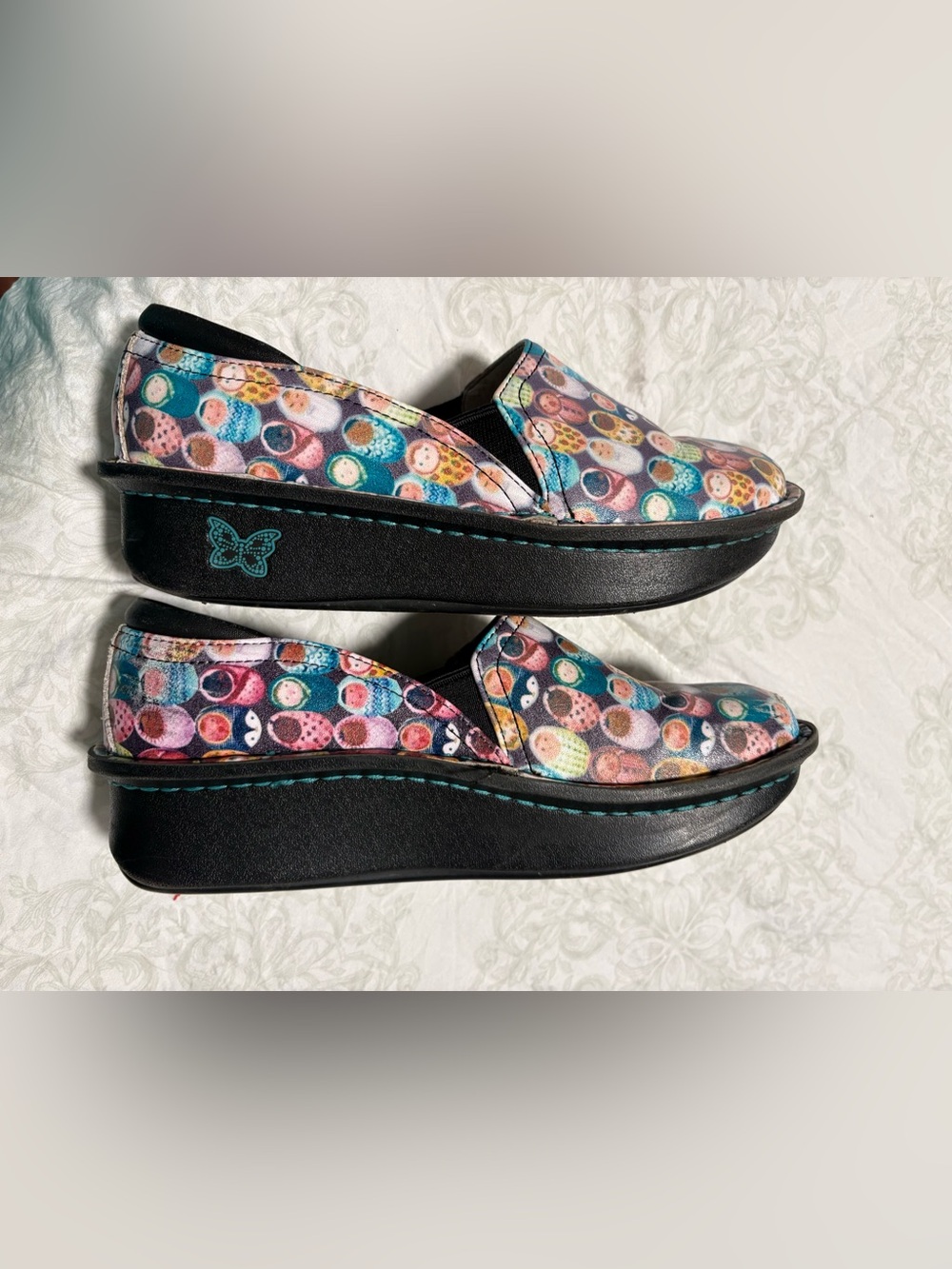 Alegria Multicolor Platform Clogs - Women size 6, health care worker shoes